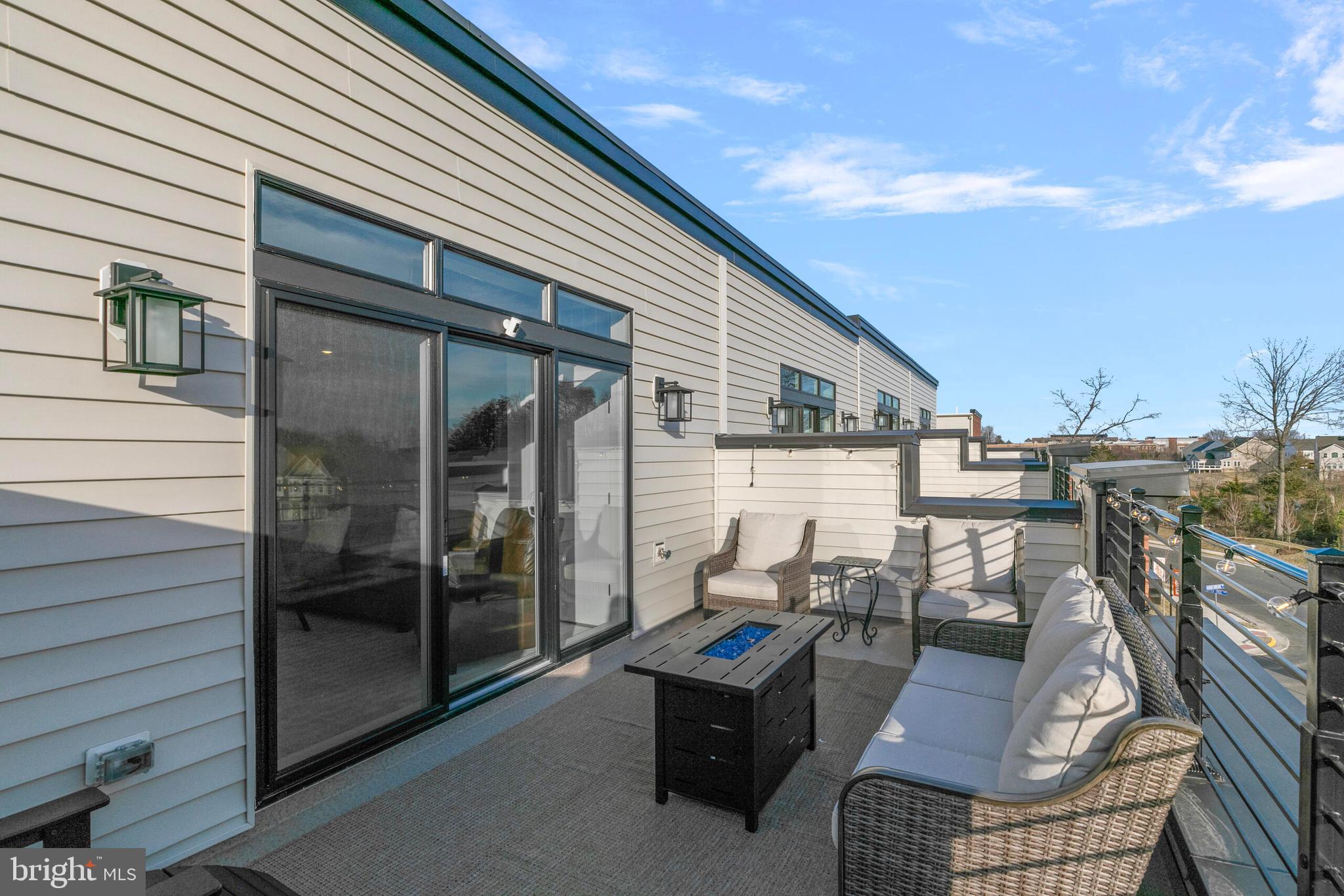 DOWNTOWN BRAMBLETON - Residential