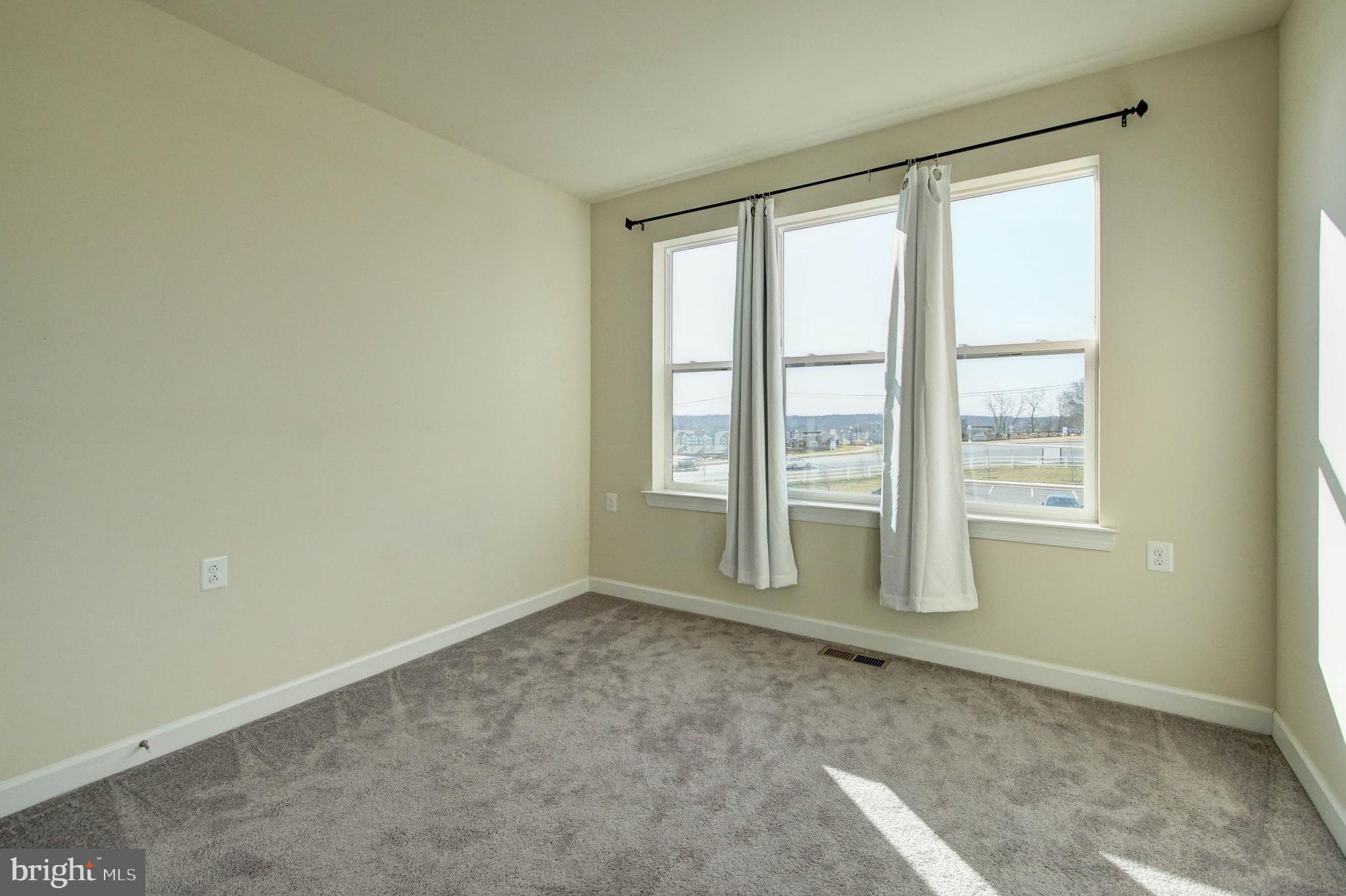 CASCADES VIEW - Residential