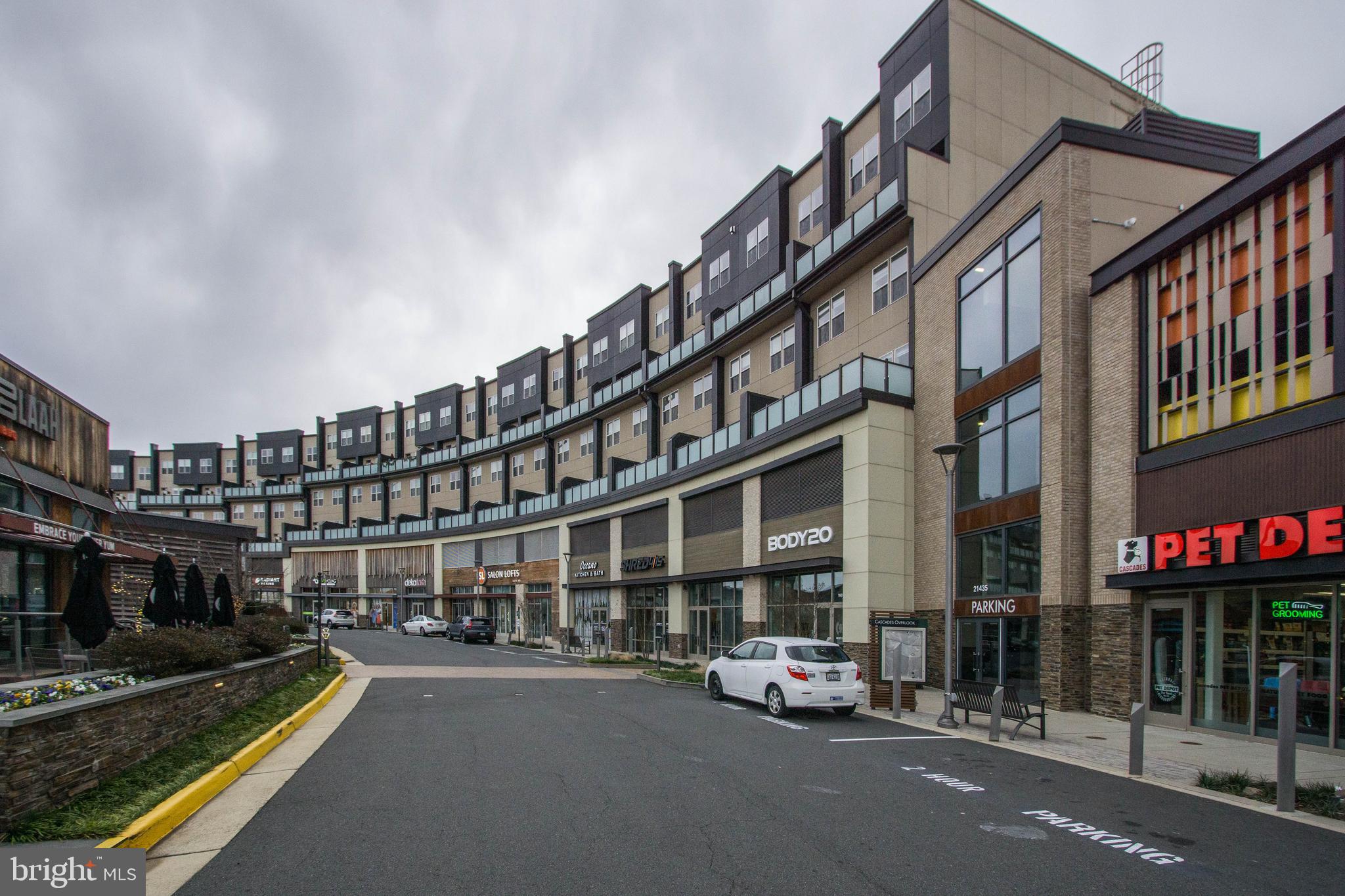 CASCADES VIEW - Residential