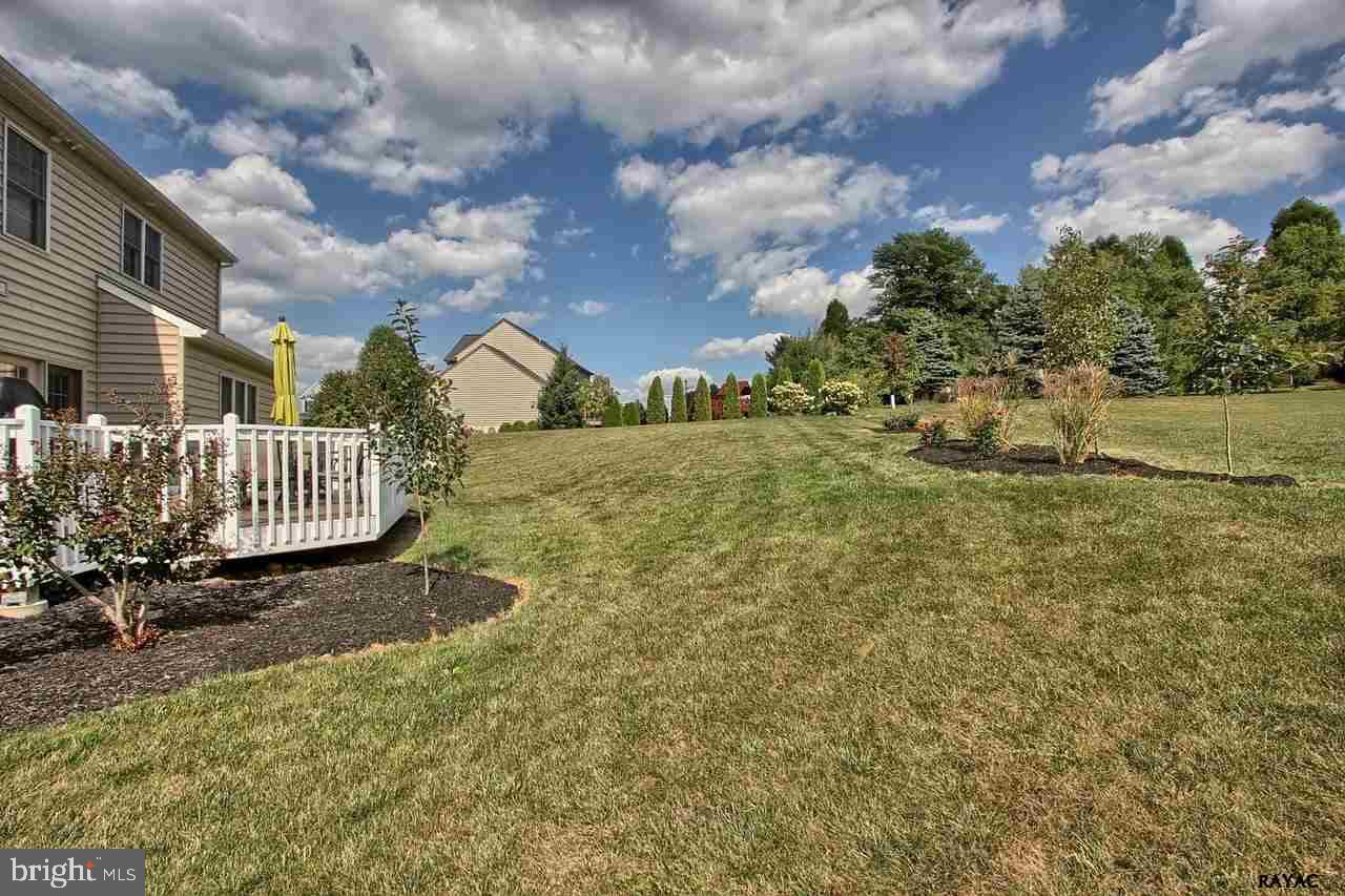 ORCHARD HILLS - Residential