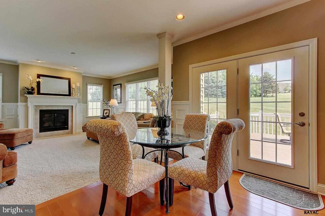 ORCHARD HILLS - Residential