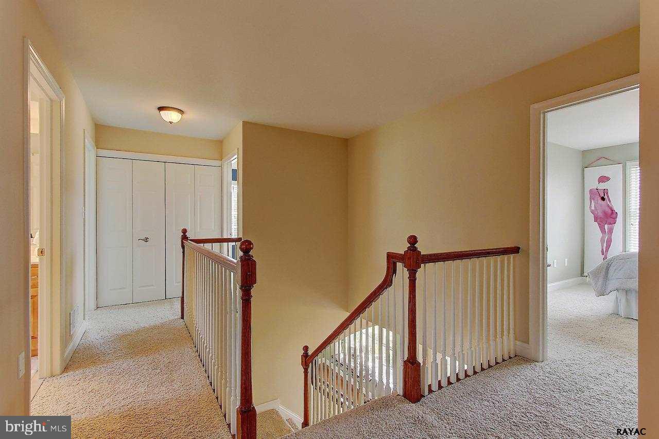 ORCHARD HILLS - Residential