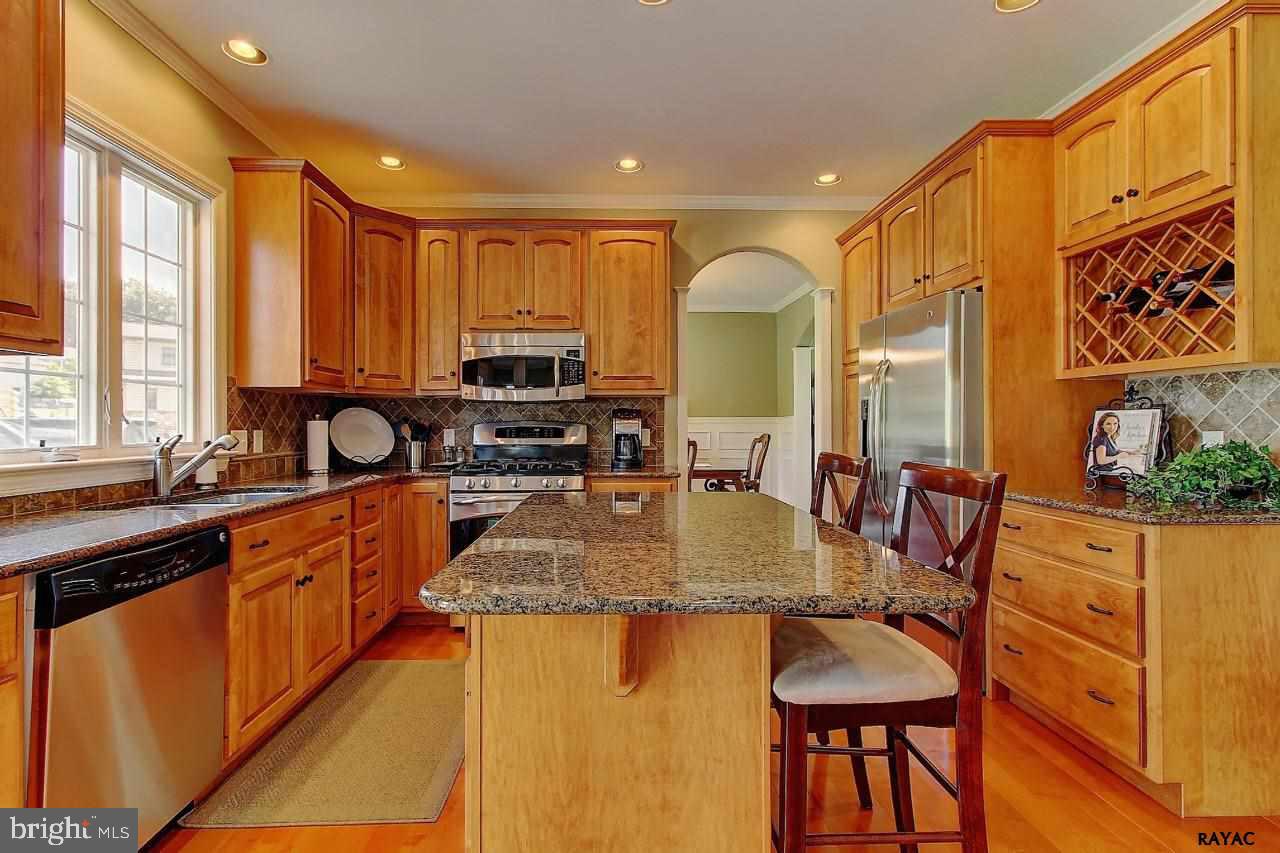 ORCHARD HILLS - Residential
