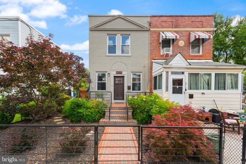 6215 7TH STREET NW WASHINGTON DC 20011