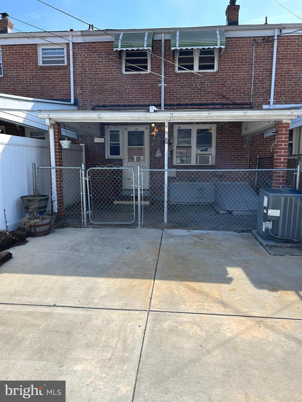 STANBROOK - Residential Lease