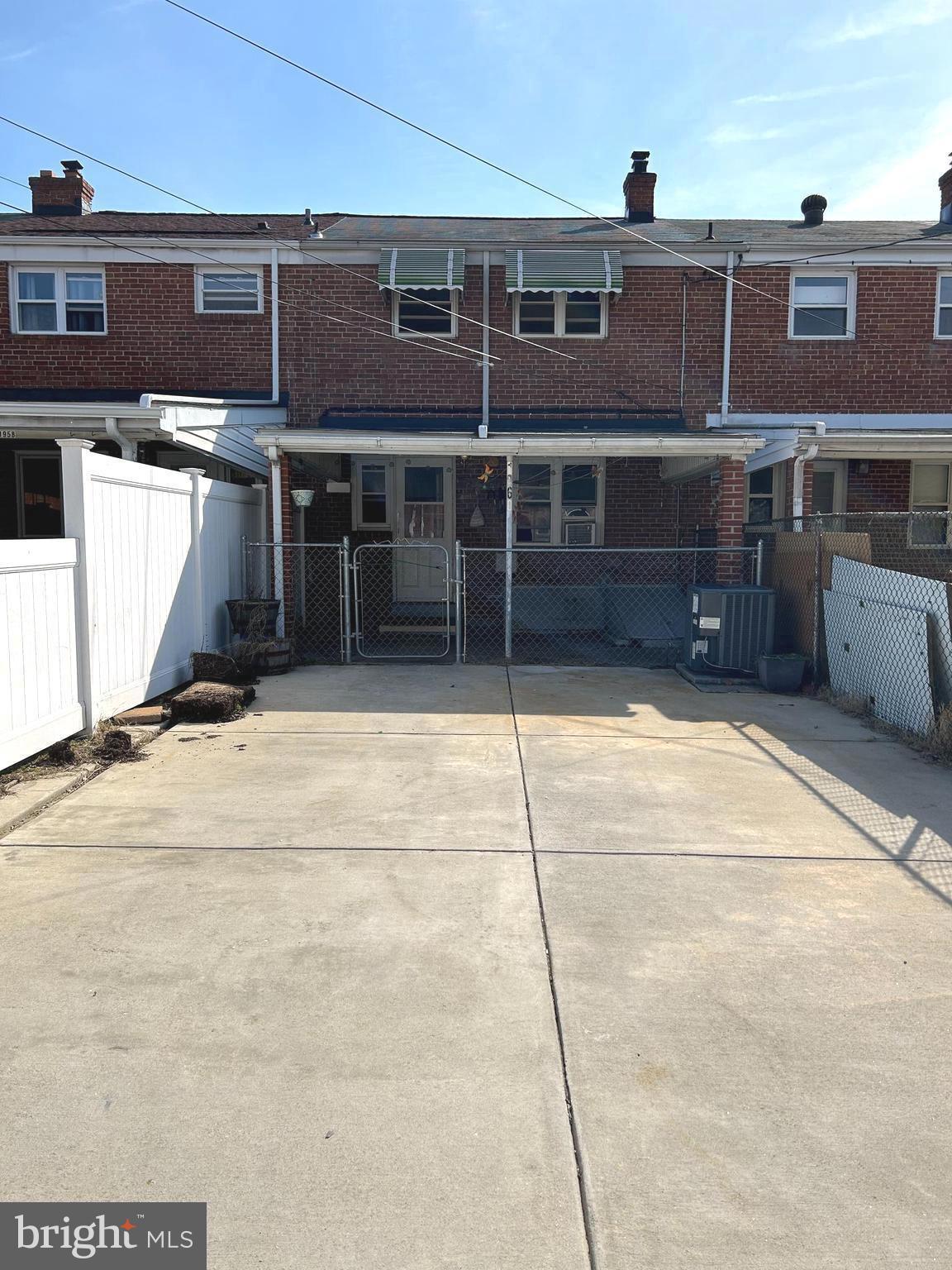 STANBROOK - Residential Lease
