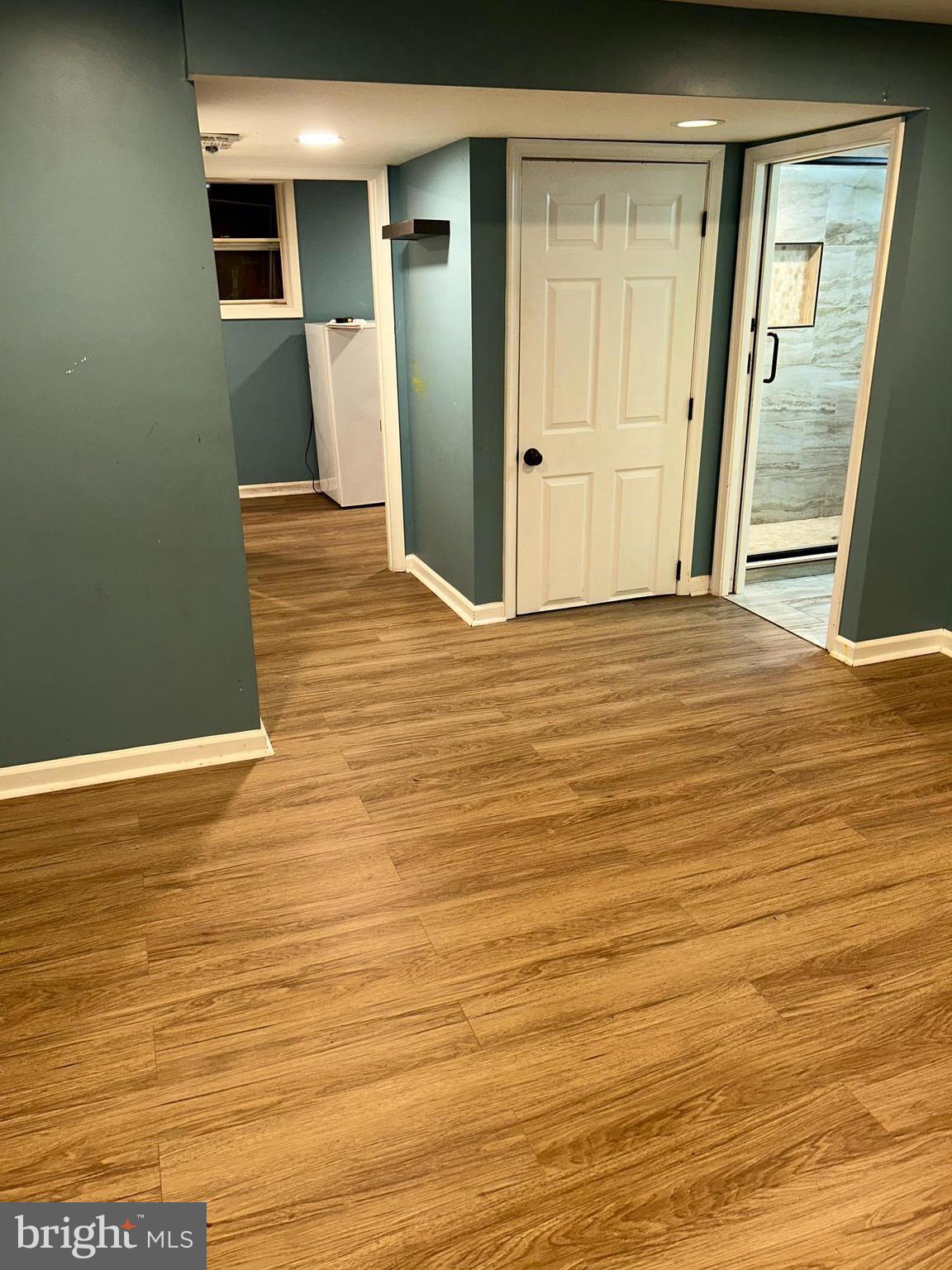 STANBROOK - Residential Lease