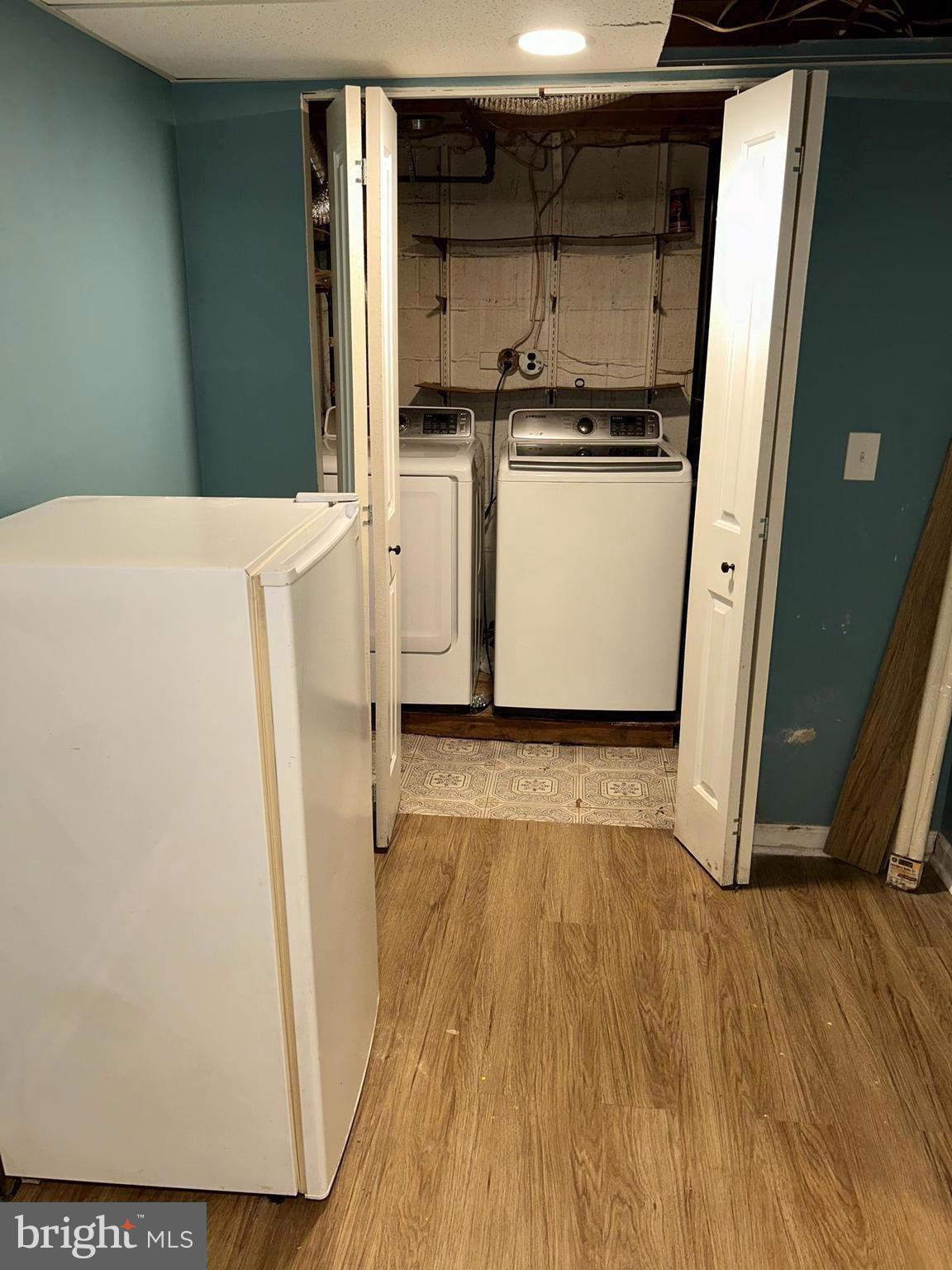 STANBROOK - Residential Lease