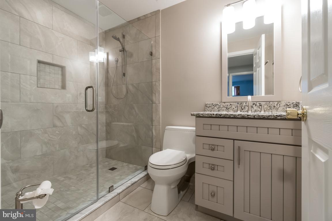 HAMPTON OAKS - Residential