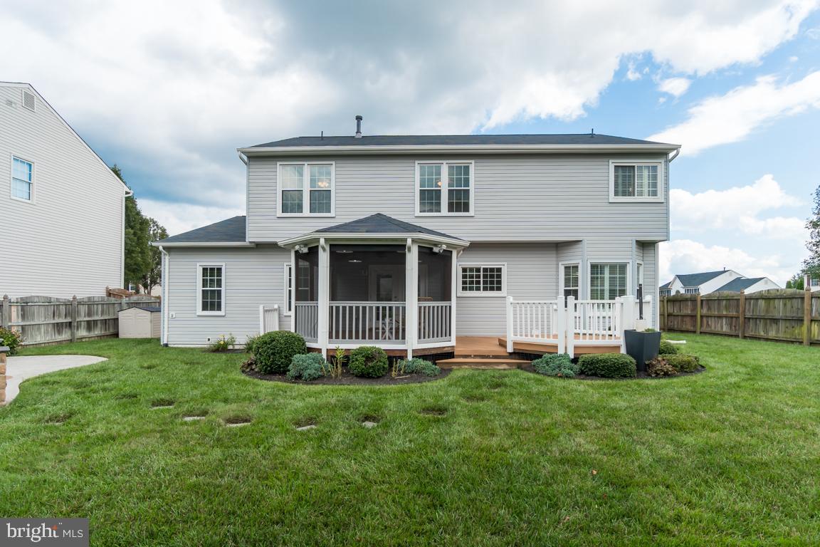 HAMPTON OAKS - Residential