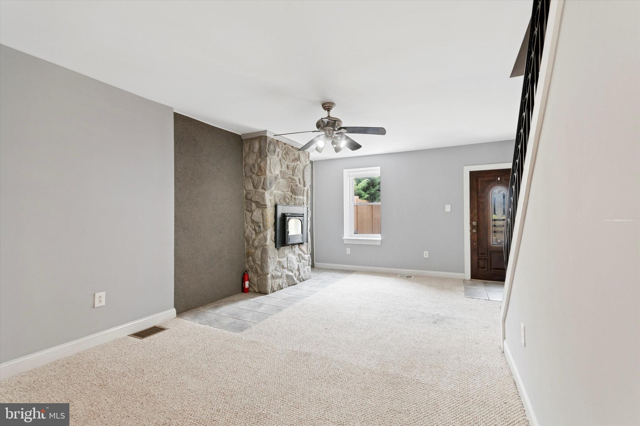 ROXBOROUGH - Residential