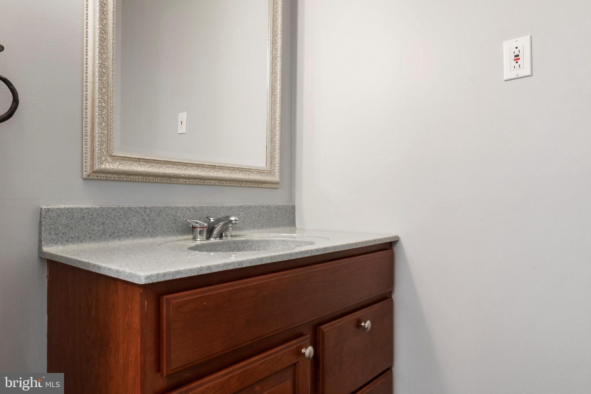 ROXBOROUGH - Residential