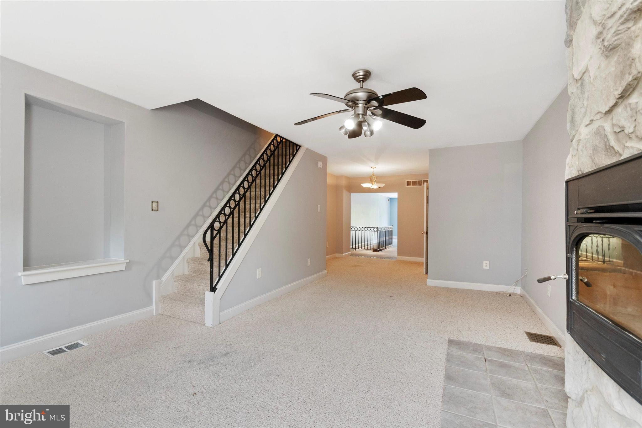 ROXBOROUGH - Residential