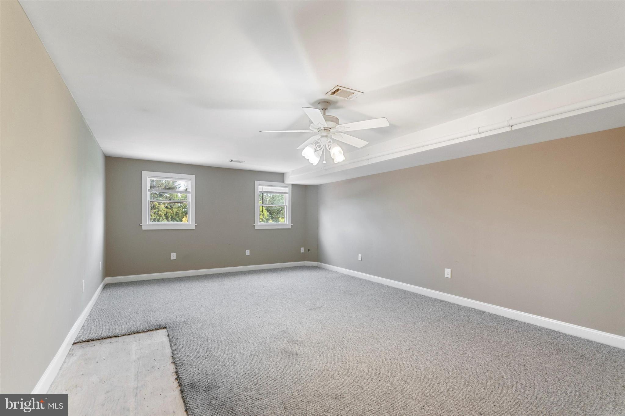 ROXBOROUGH - Residential