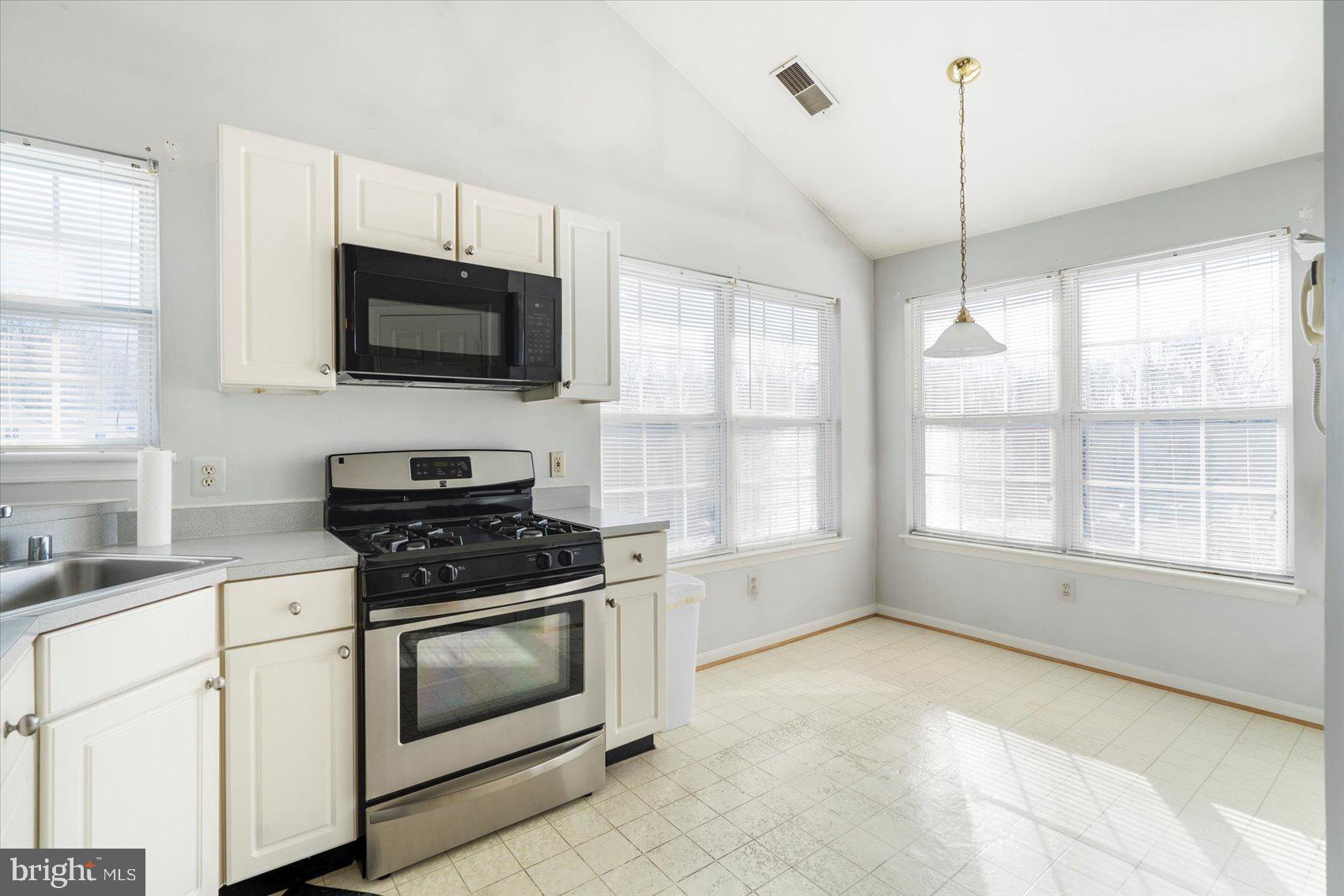 THE LAURELS - Residential