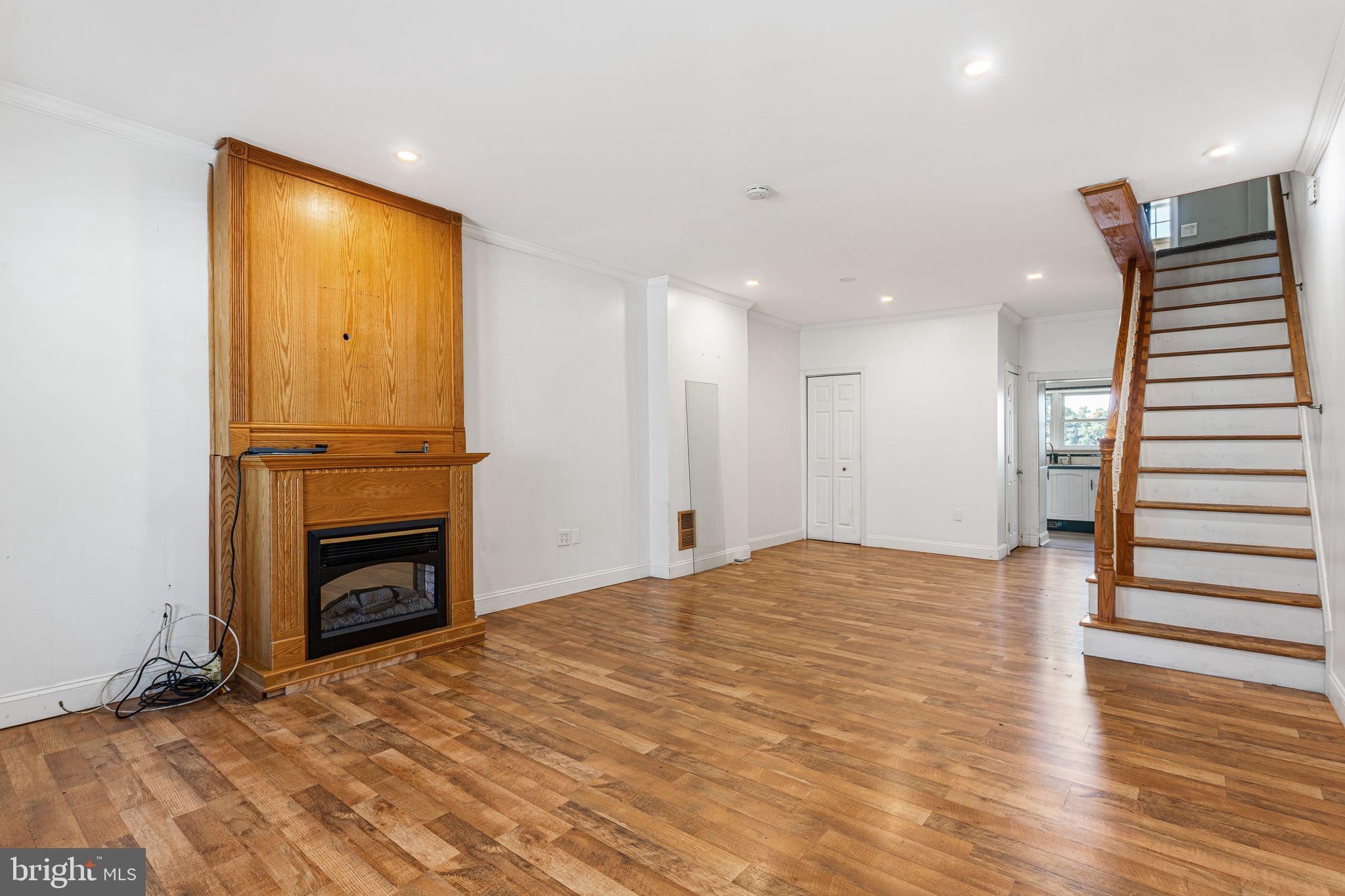 3922 MANAYUNK AVENUE