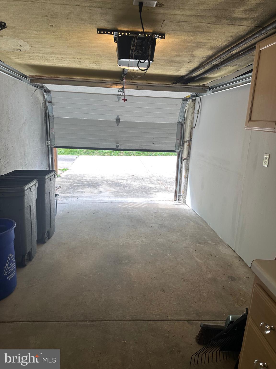 DREXEL PARK GARDEN - Residential Lease