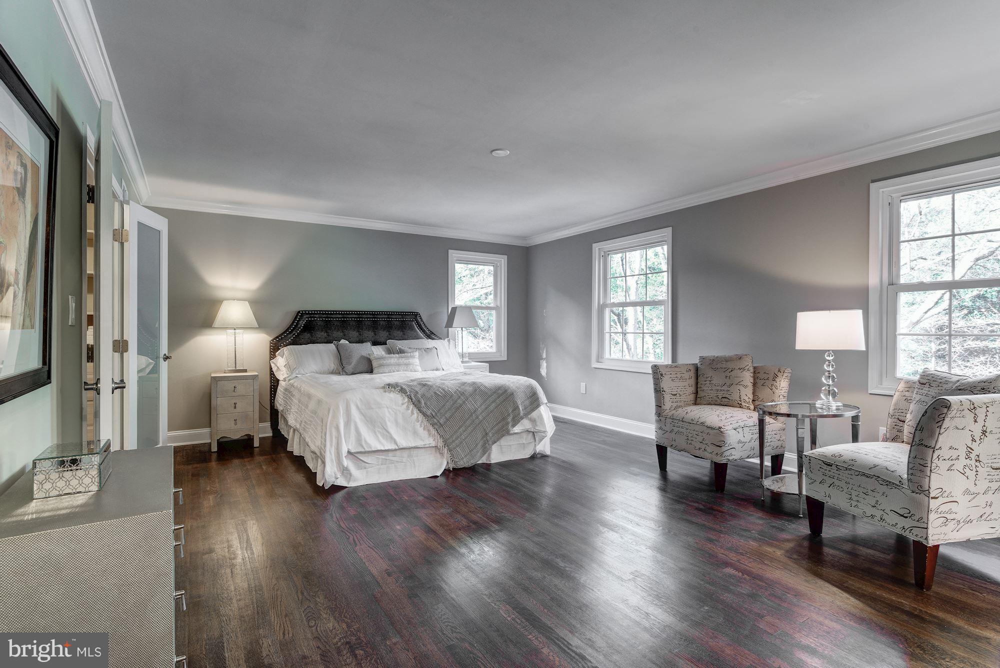 RIVER FALLS - Residential