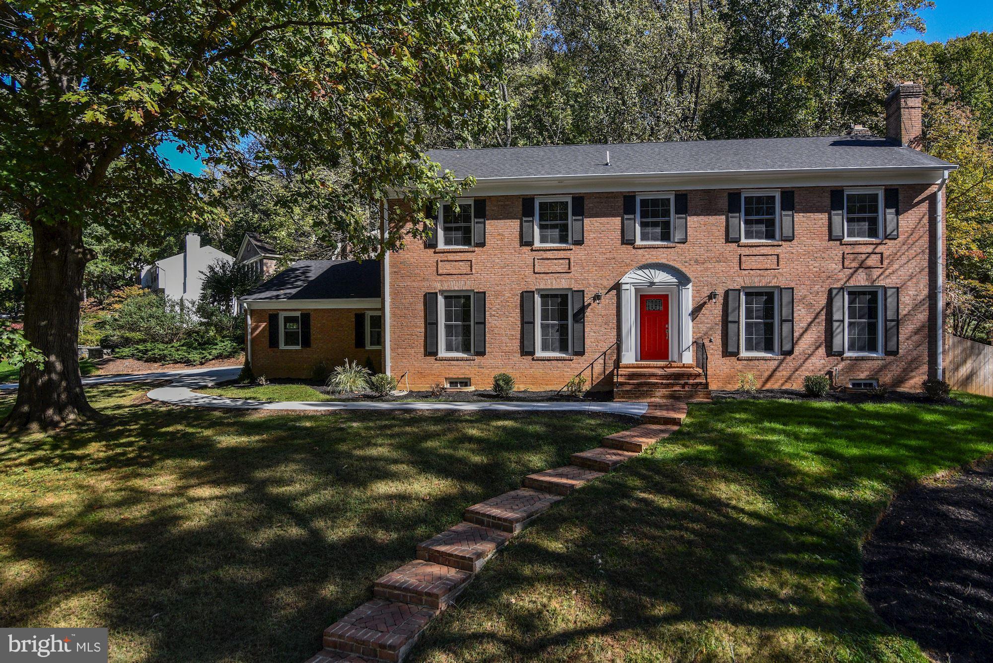 RIVER FALLS - Residential