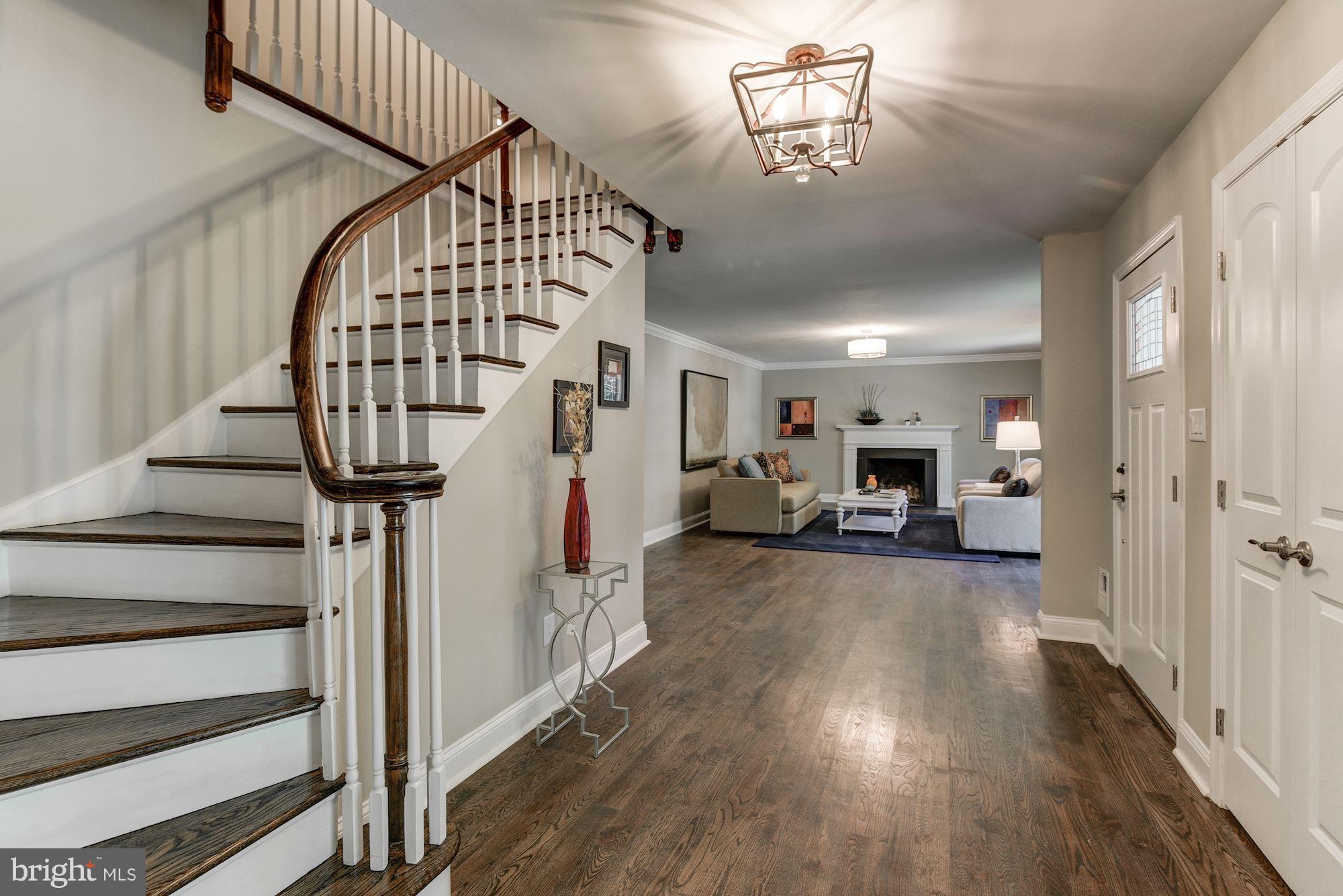 RIVER FALLS - Residential