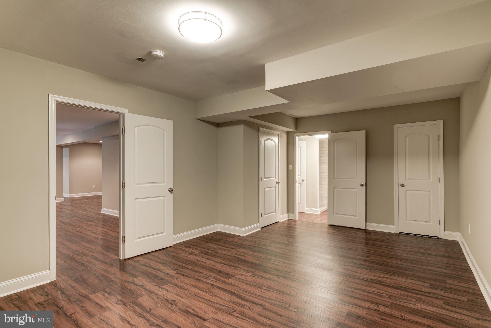 RIVER FALLS - Residential