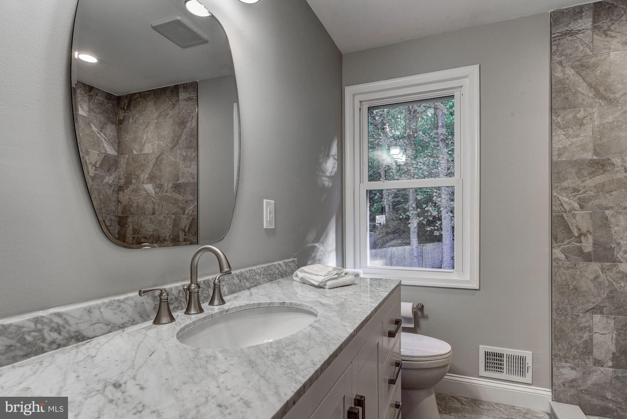 RIVER FALLS - Residential