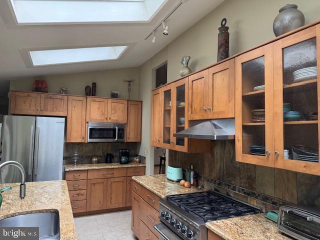 VALLEY FORGE MTN - Residential