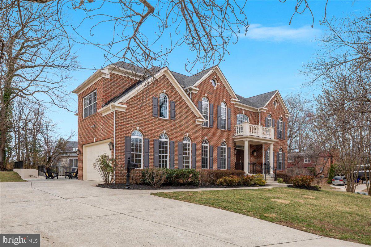 BURNING TREE VALLEY - Residential