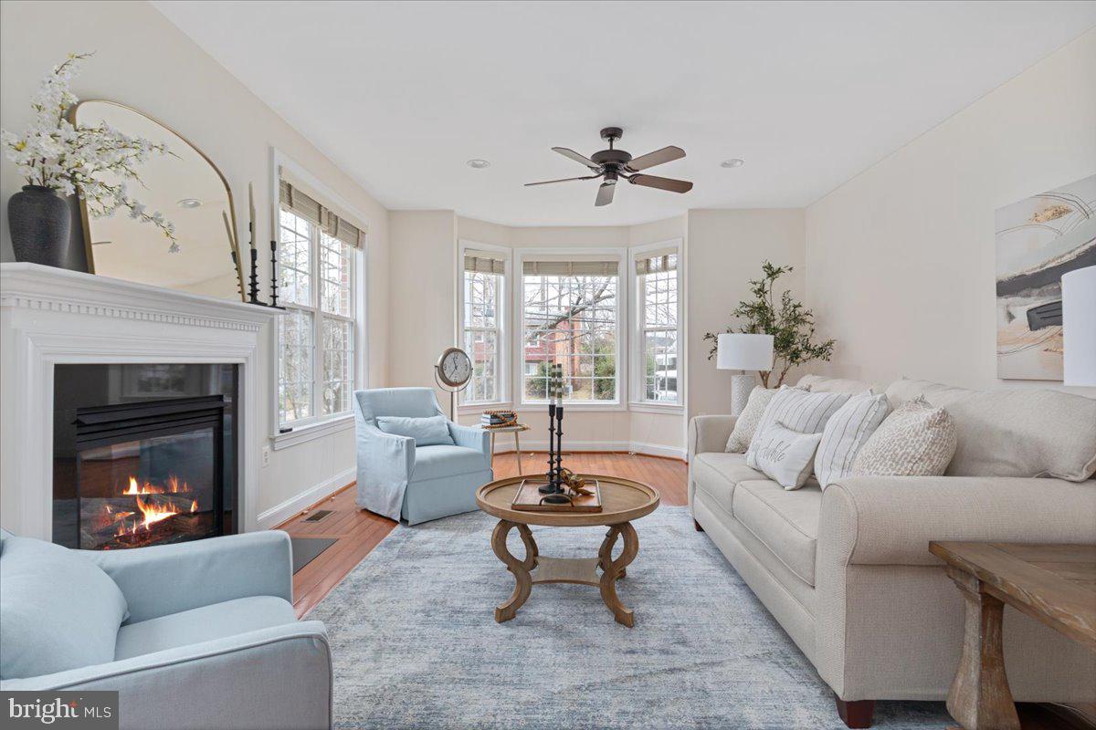 BURNING TREE VALLEY - Residential