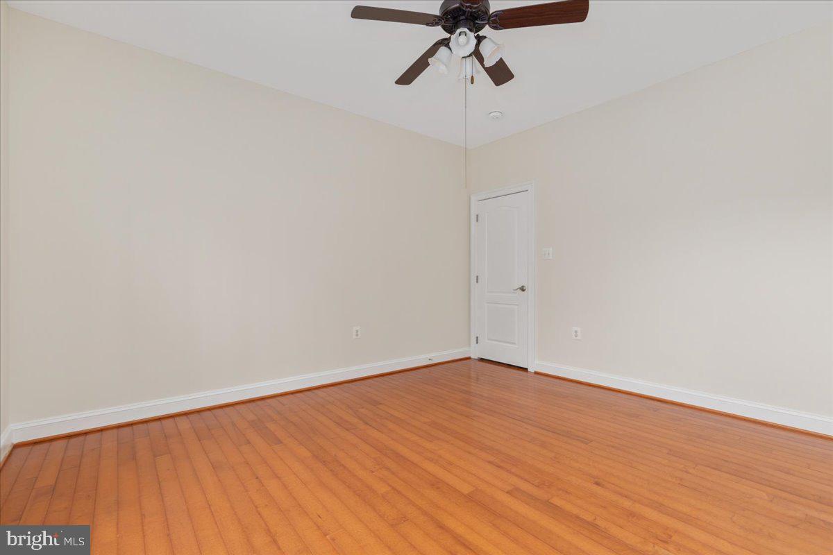 BURNING TREE VALLEY - Residential