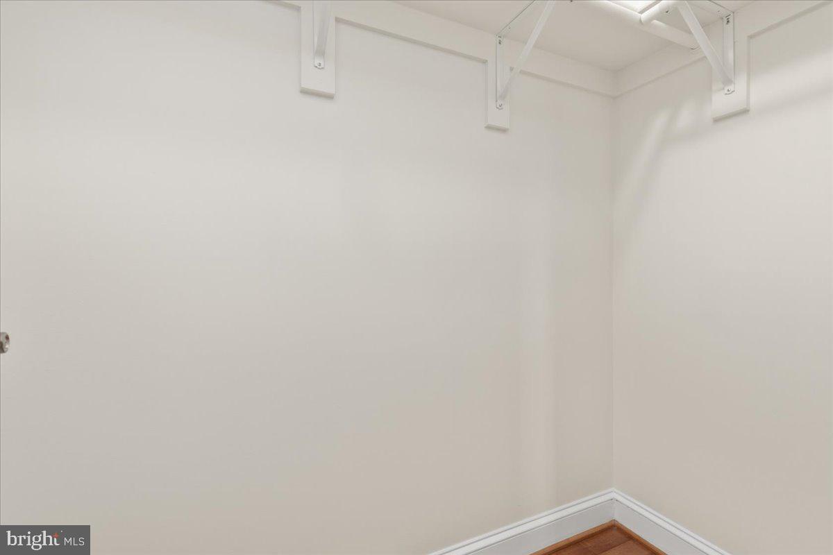 BURNING TREE VALLEY - Residential