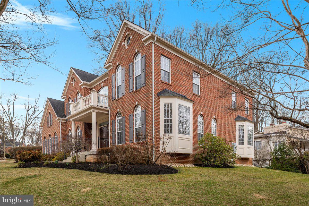 BURNING TREE VALLEY - Residential