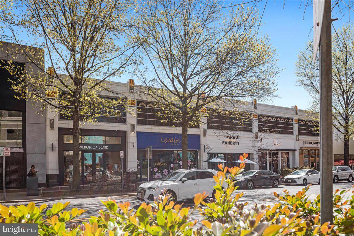 BURNING TREE VALLEY - Residential