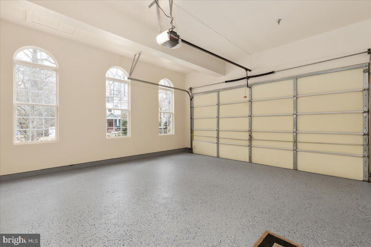 BURNING TREE VALLEY - Residential