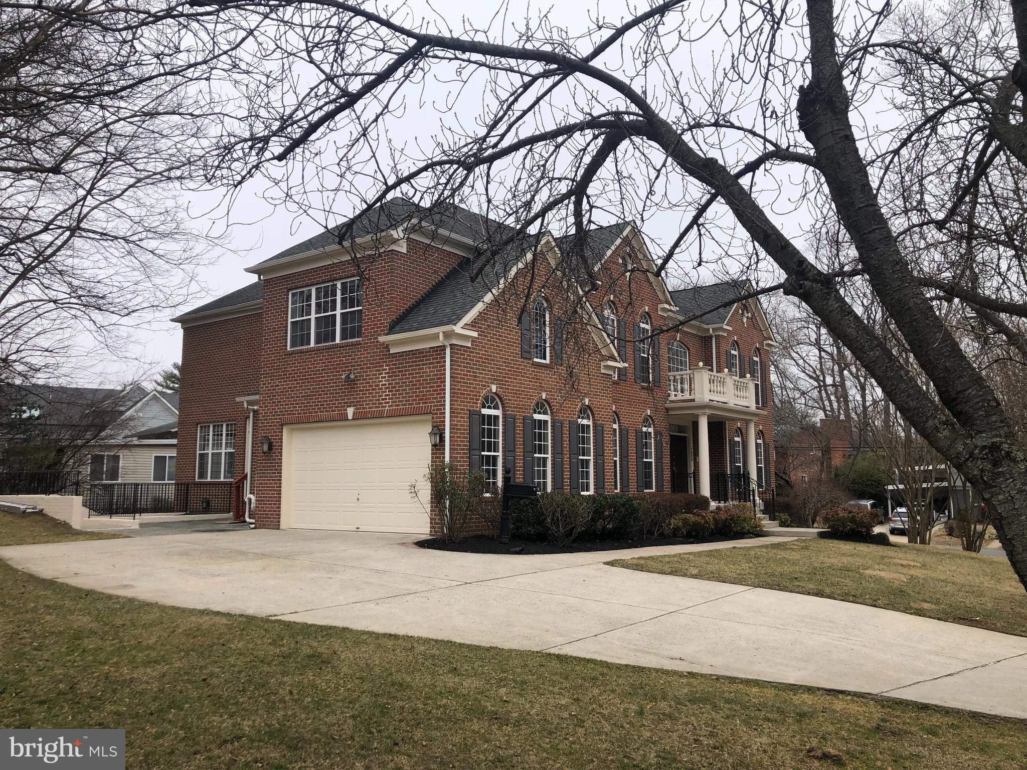 BURNING TREE VALLEY - Residential