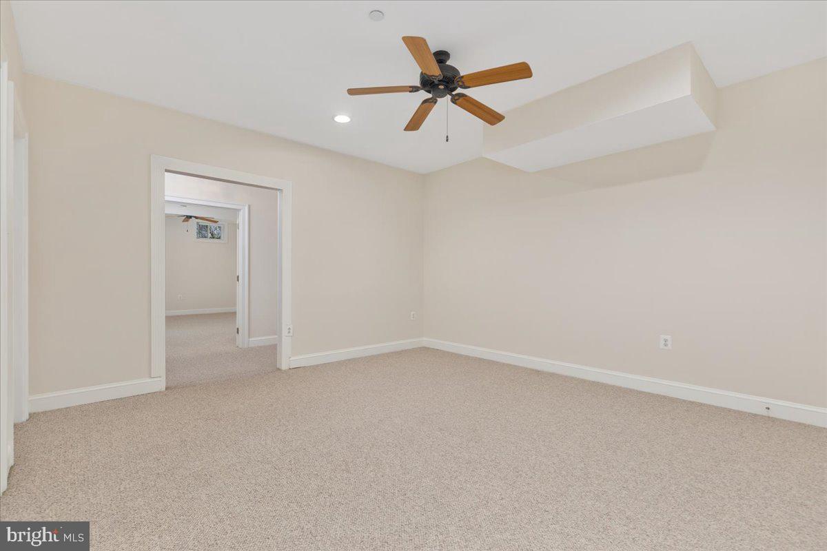 BURNING TREE VALLEY - Residential