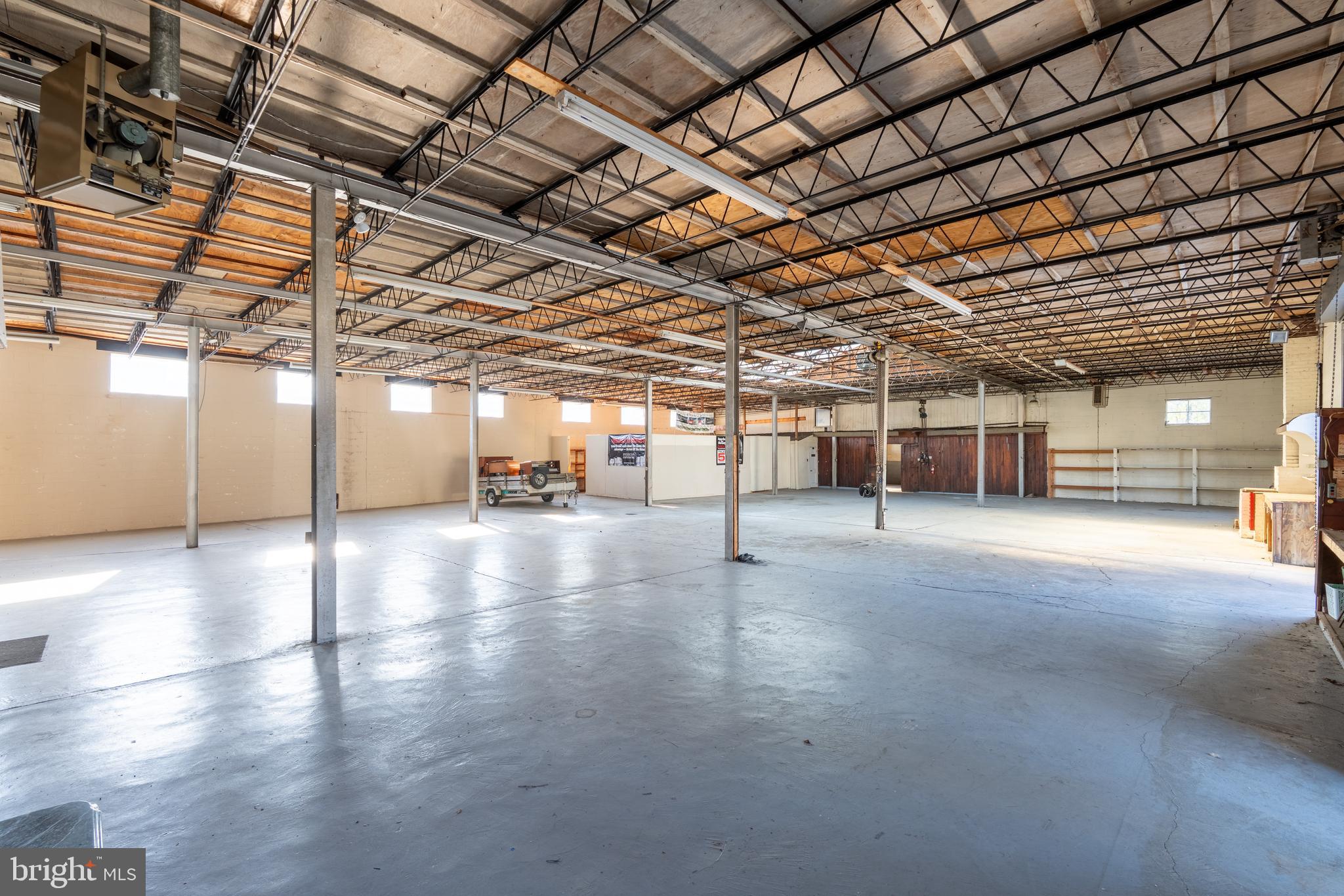 1900 KIRKWOOD HIGHWAY