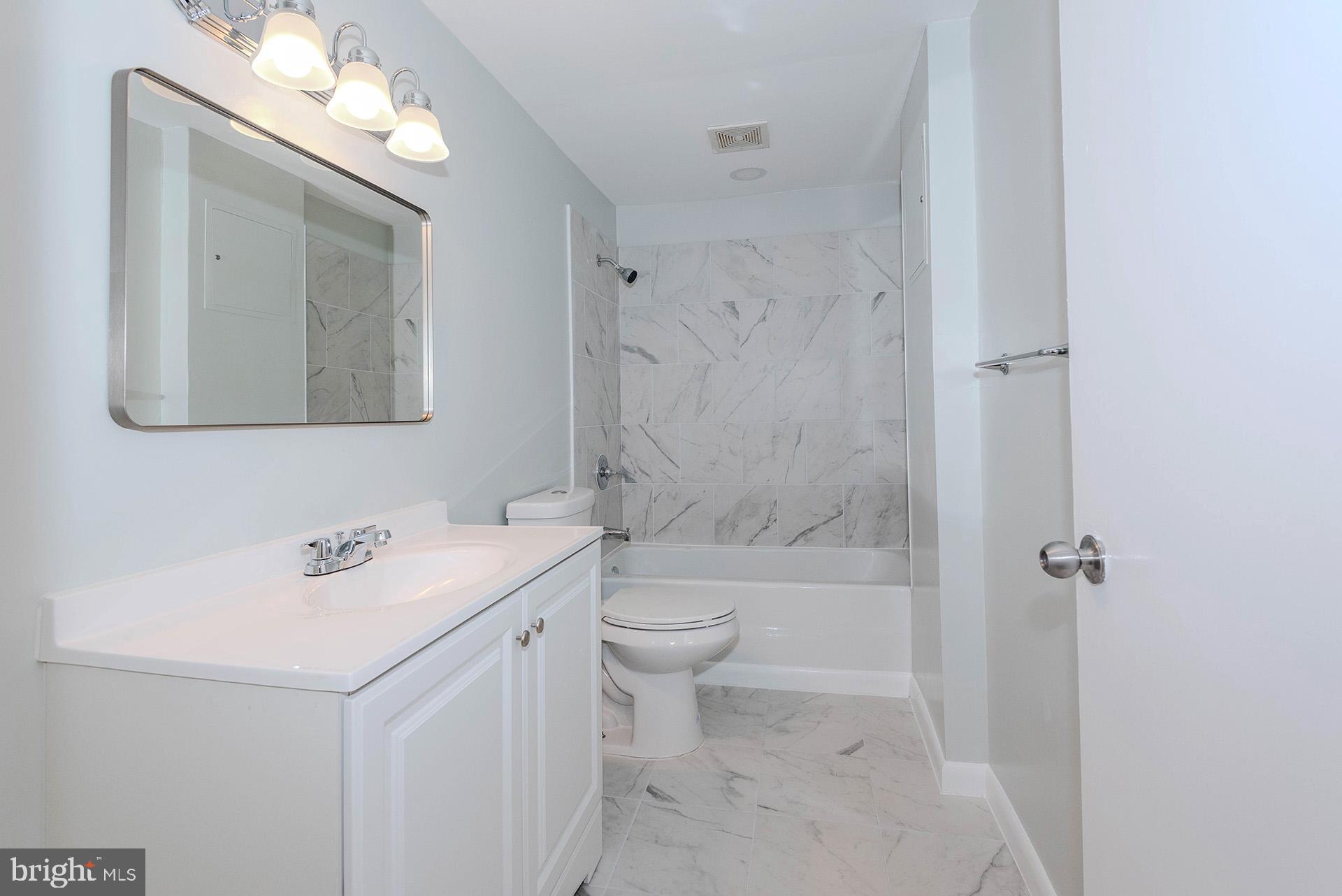 VILLAGE OF OWEN BROWN - Residential