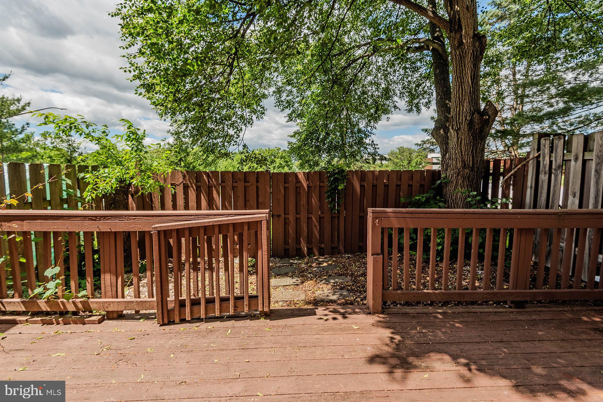 VILLAGE OF OWEN BROWN - Residential