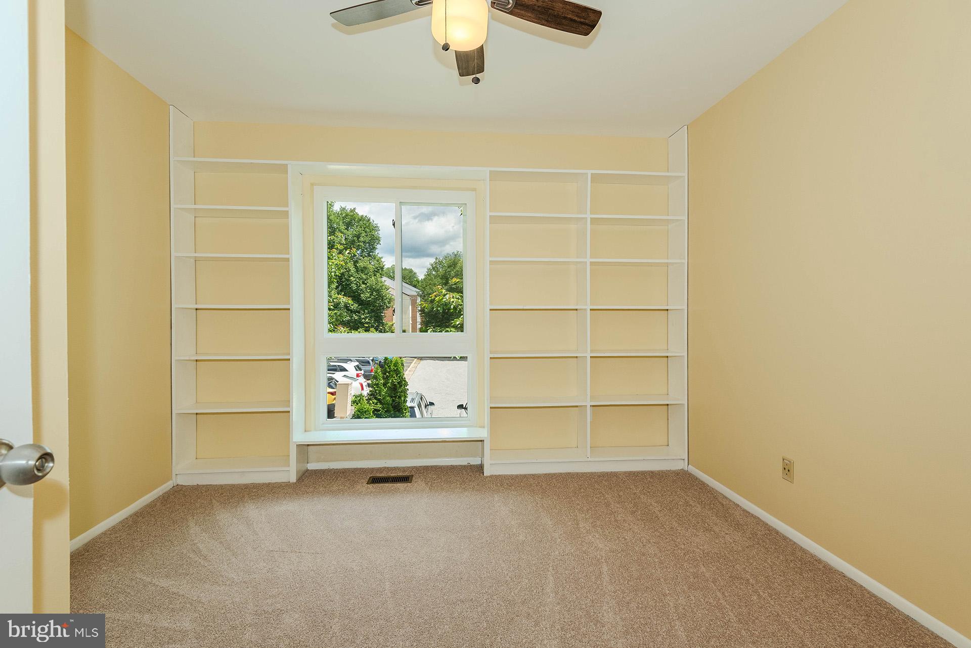 VILLAGE OF OWEN BROWN - Residential