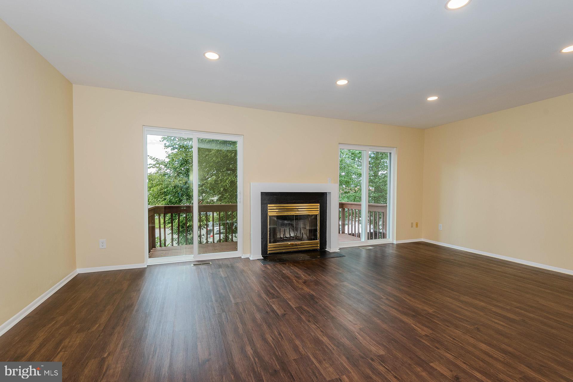 VILLAGE OF OWEN BROWN - Residential