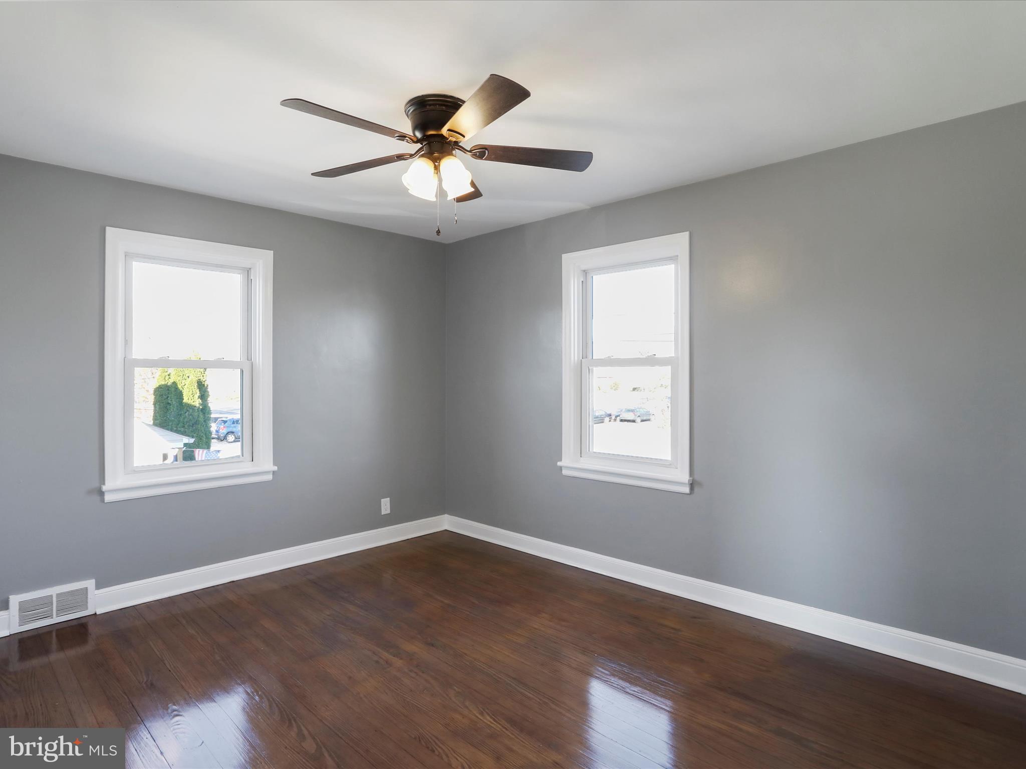 HAGERSTOWN - Residential