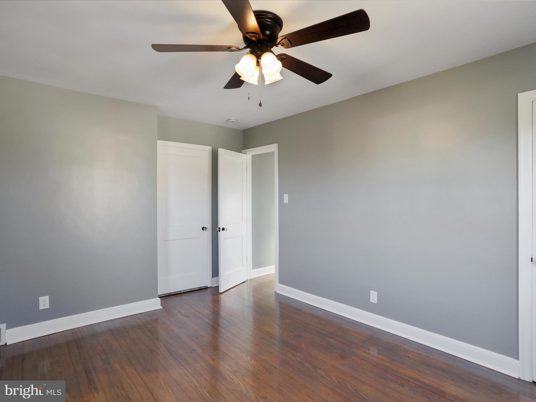 HAGERSTOWN - Residential