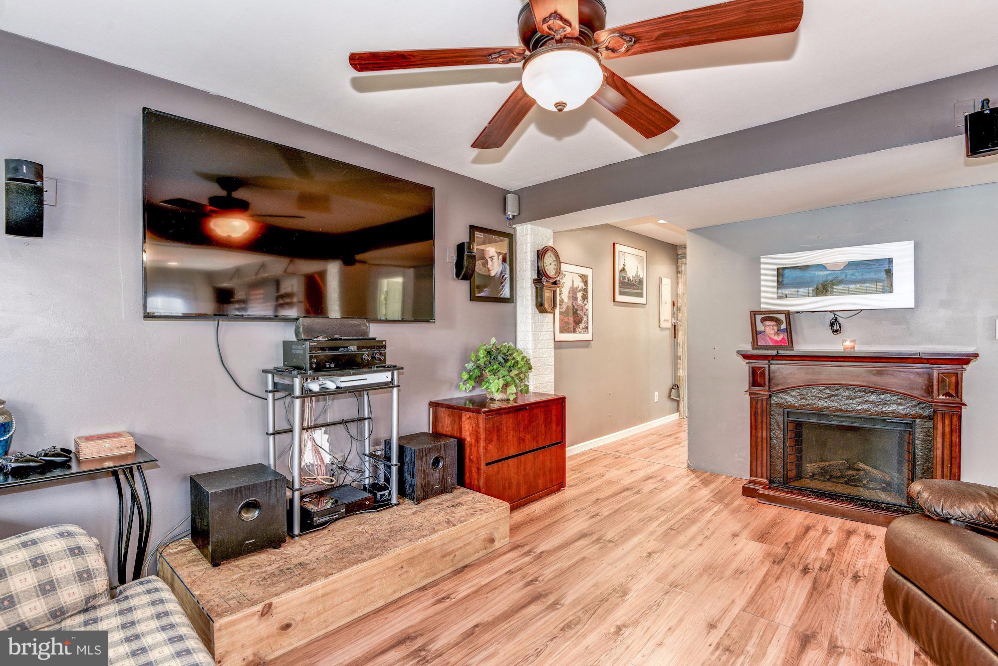 MANASSAS PARK - Residential