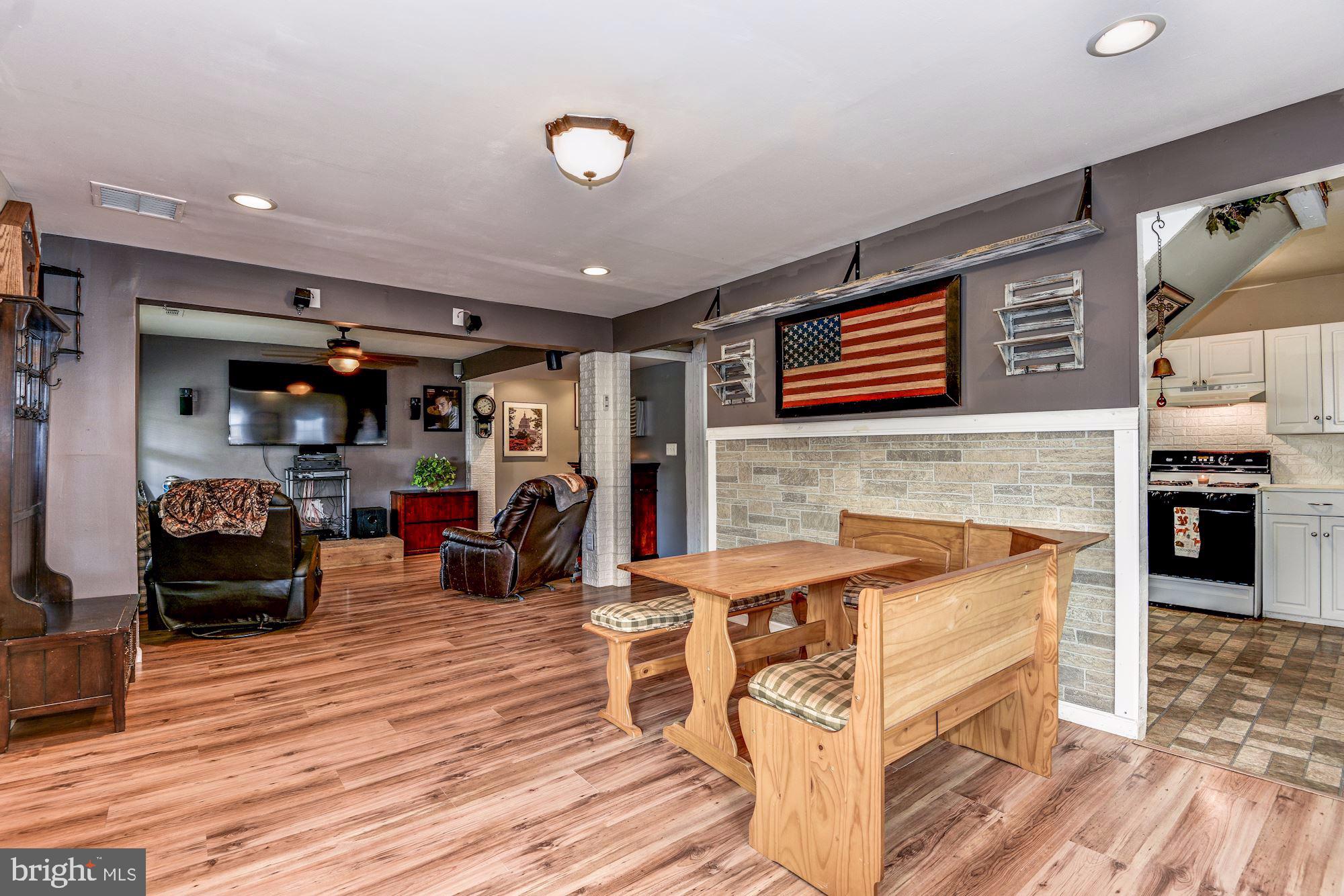 MANASSAS PARK - Residential