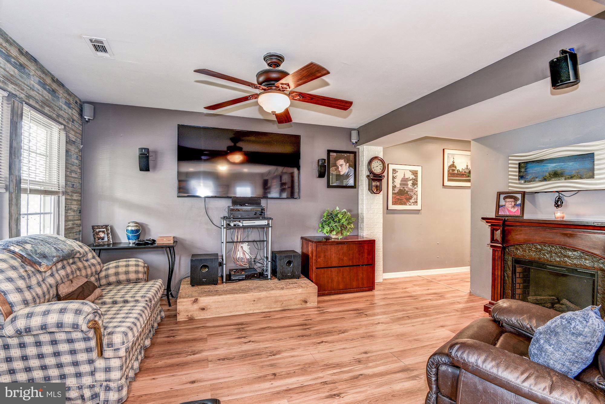 MANASSAS PARK - Residential