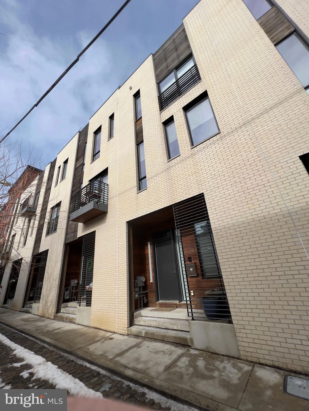 Photo of 423 Wallace Street, PHILADELPHIA, PA 19123 (MLS # PAPH2577318)