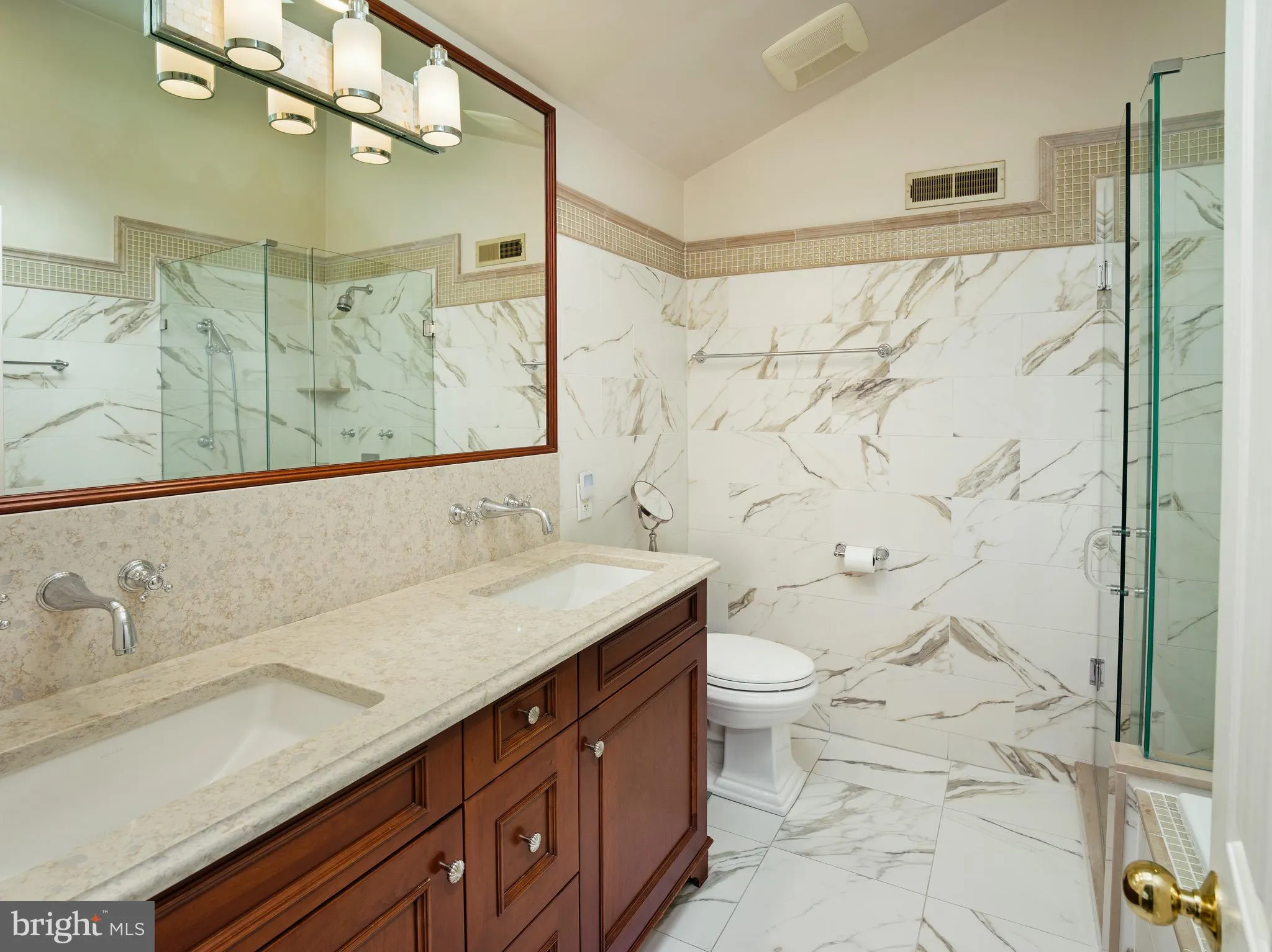 Haverford, Pennsylvania 19041, United States, 4 Bedrooms Bedrooms, ,3 BathroomsBathrooms,Residential,Contingent,242464