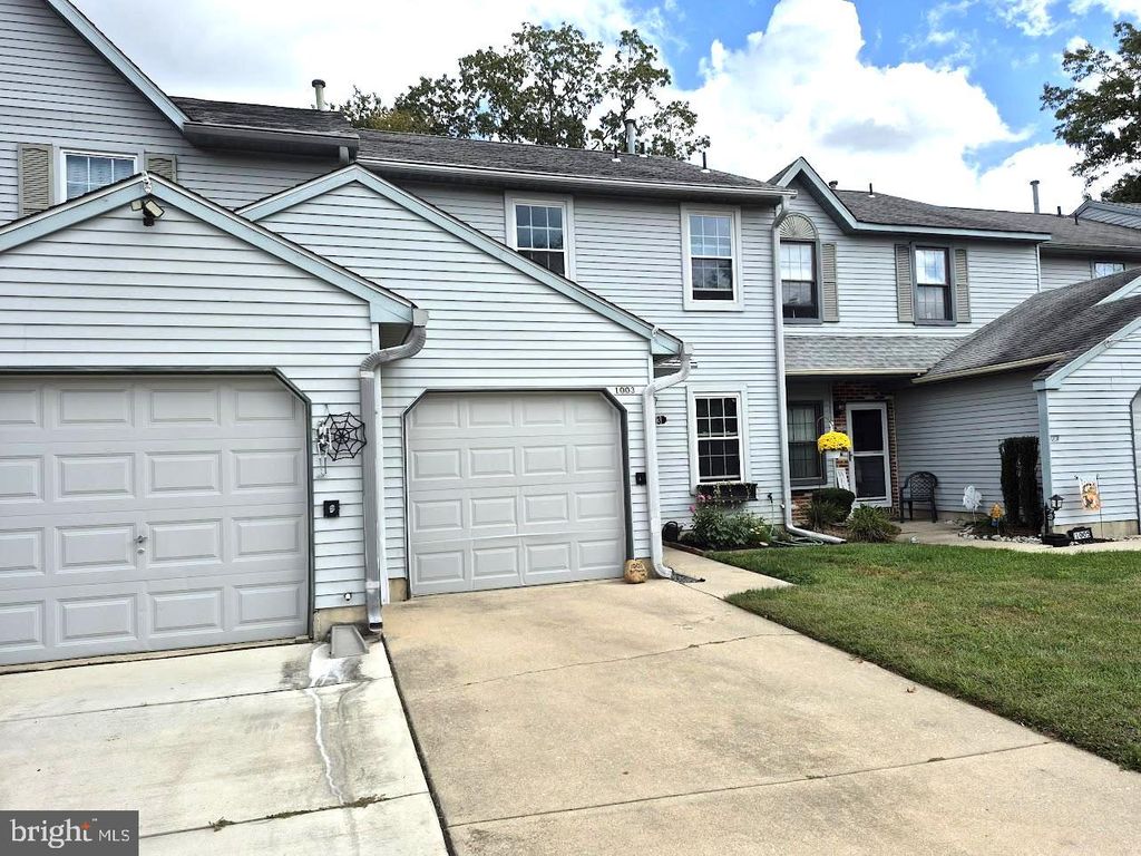 Photo of 1003 Baywood Drive, WILLIAMSTOWN, NJ 08094 (MLS # NJGL2065442)