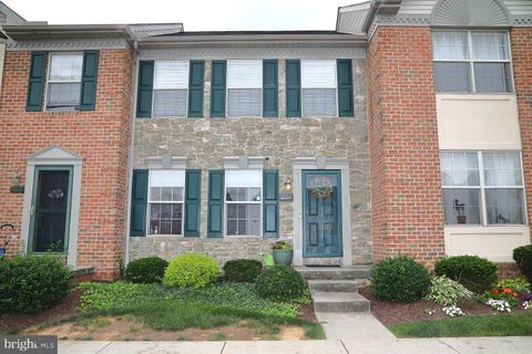 Photo of 224 COBBLESTONE LN, LANCASTER, PA 17601 (MLS # PALA2039734)